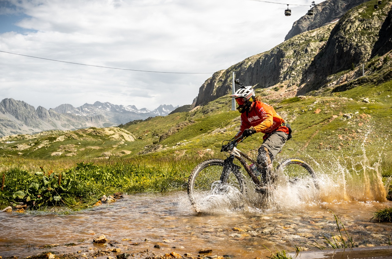 Location VTT de descente pour le Bike Park de l&rsquo;Alpe d&rsquo;Huez